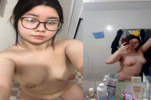 Mũm mĩm địt nhau mạnh khiến kêu la vang dội