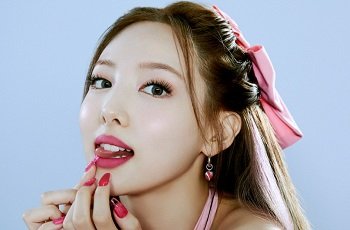 Quay lén Nayeon TWICE chịch nhau với đại gia